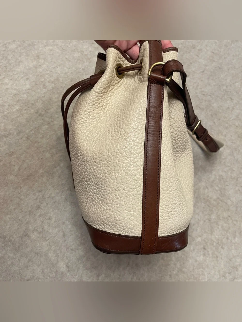 Dooney & Bourke Vintage Y2K Leather Bone/Cream with Brown Trim Bucket Bag Purse